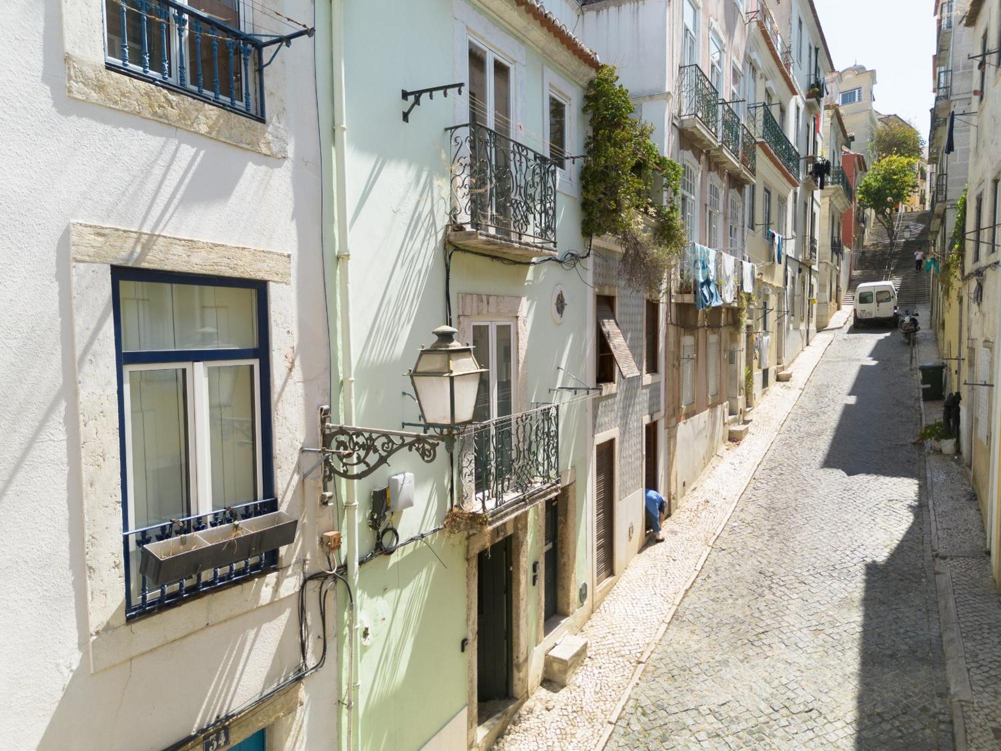Central Retreat Lisbon Luaran gambar