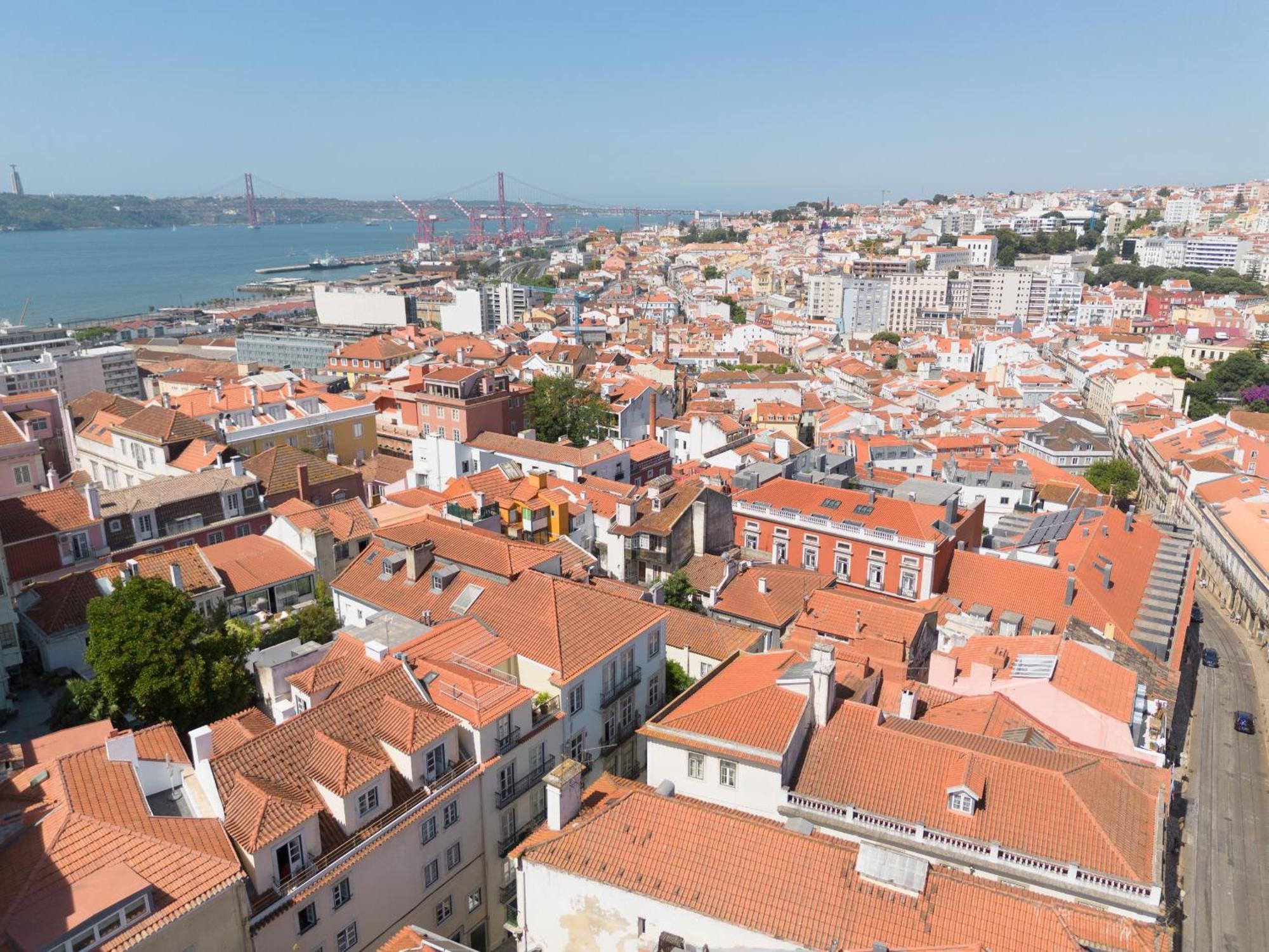 Central Retreat Lisbon Luaran gambar