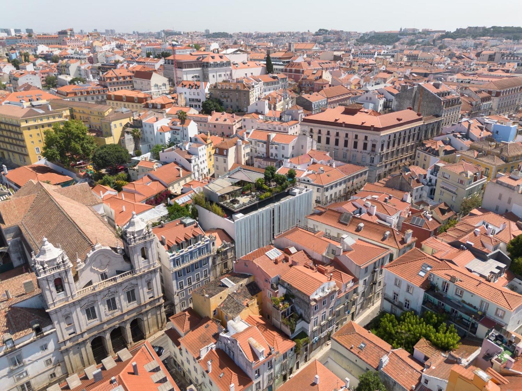 Central Retreat Lisbon Luaran gambar