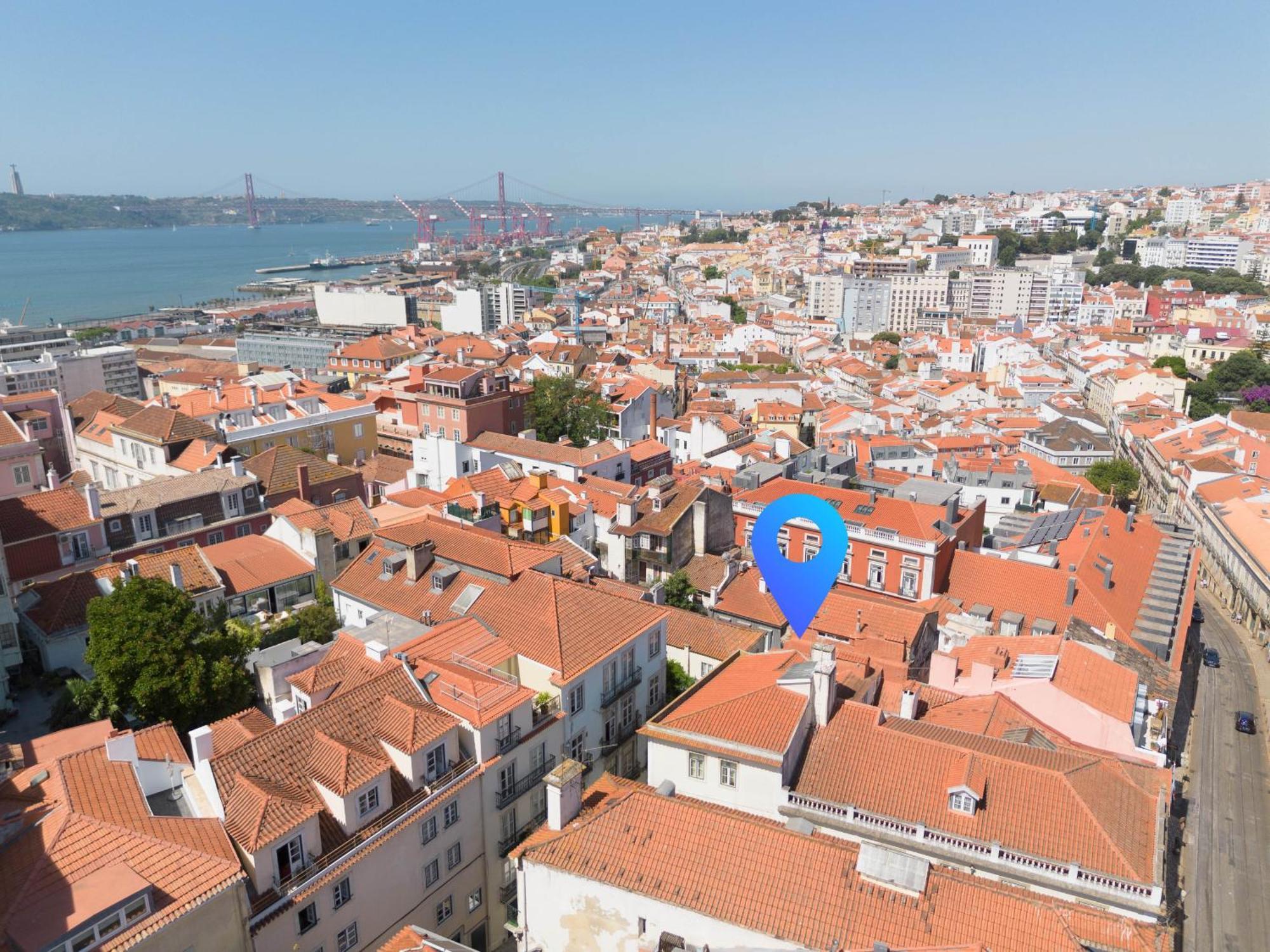 Central Retreat Lisbon Luaran gambar